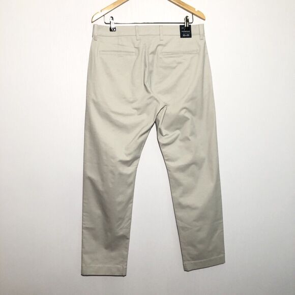 J. Crew Factory Pants Mens 32 30 Beige Thompson Flex Tech Tapered Chino Flat New - Picture 10 of 15